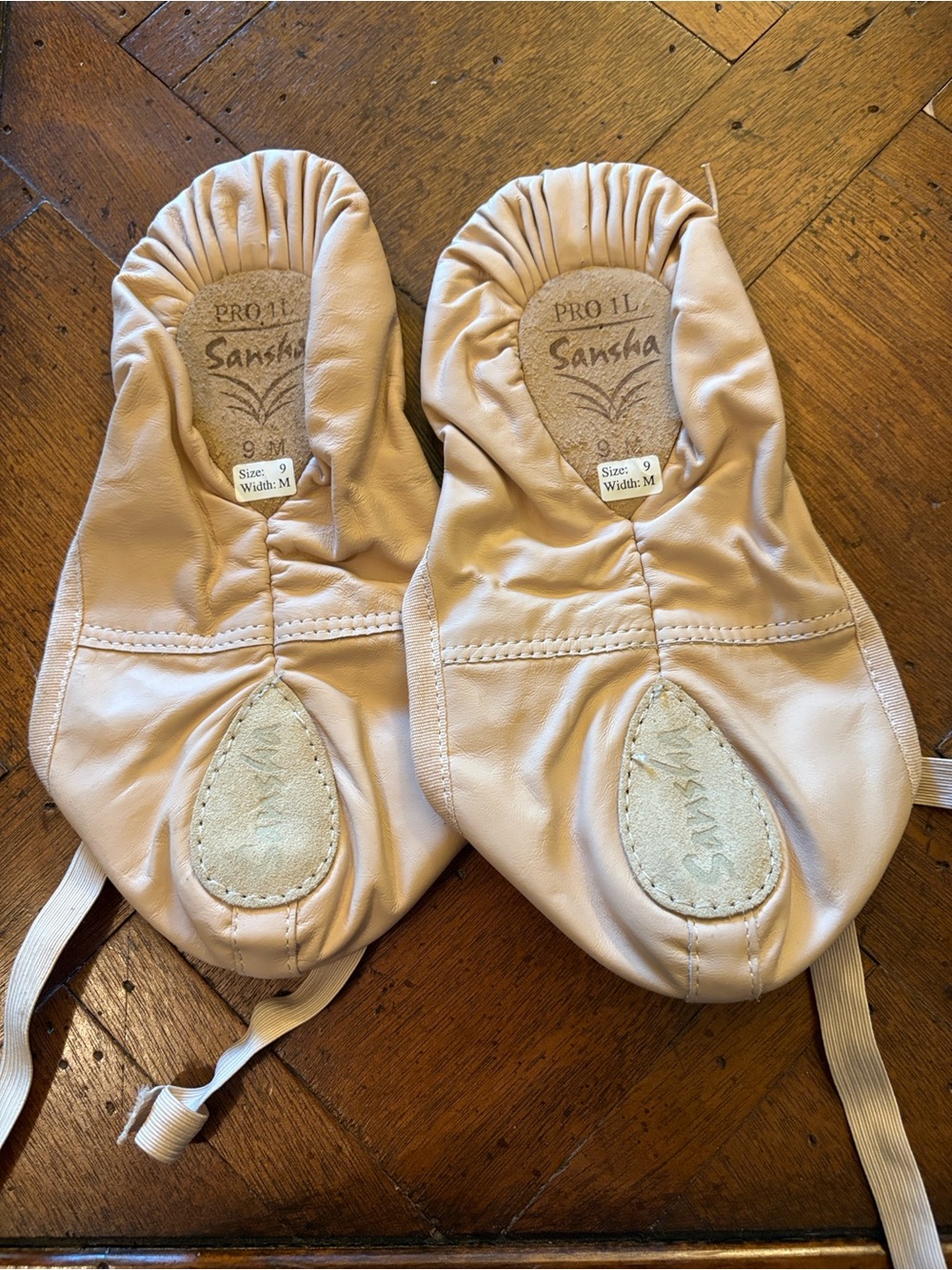 Pro Women's Ballet Shoes in Light Pink - Picture 6 of 7